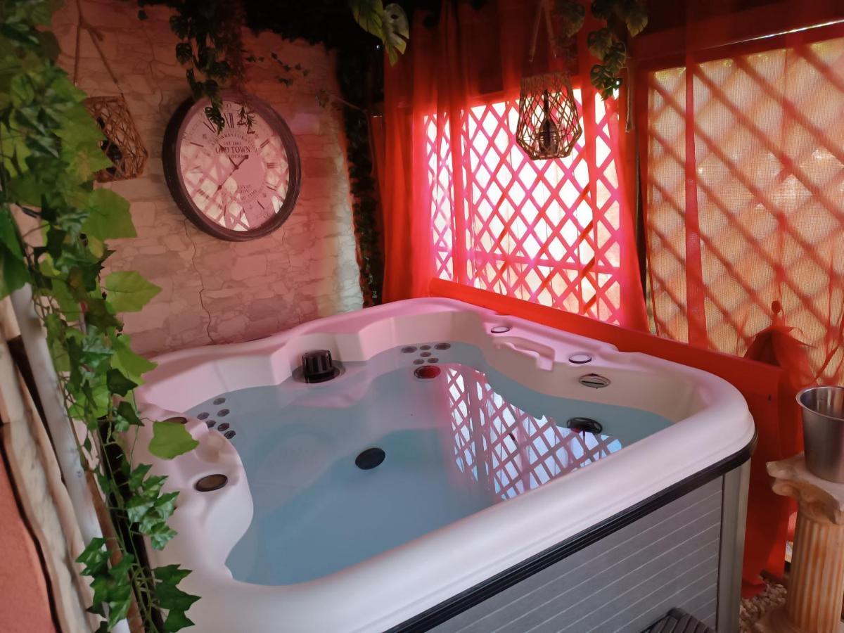 Casa Vacanze Noemi ريبوسْتو المظهر الخارجي الصورة